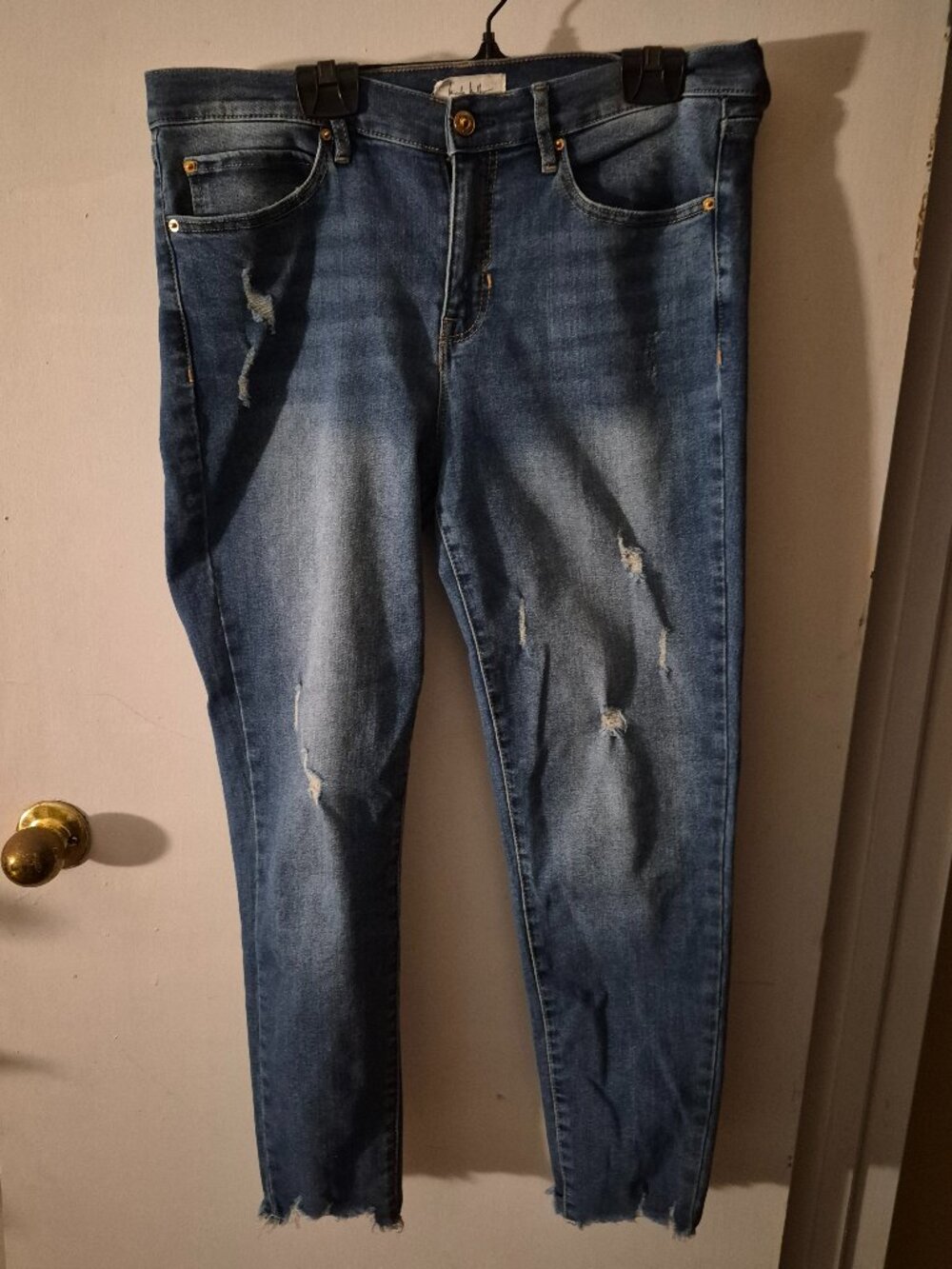 Nicole Miller Soho Mid-Rise Skinny Ankle Size 8